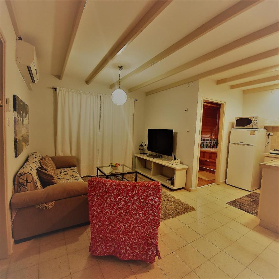 Appartement בחצר של טובה à Hazon Extérieur photo